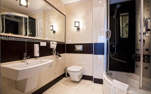 Hotel Ines
