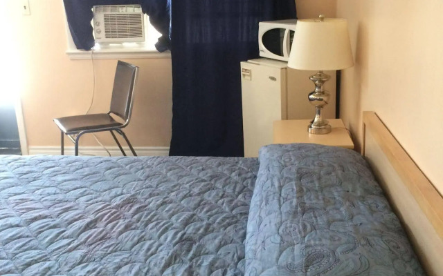 Travellers Motel