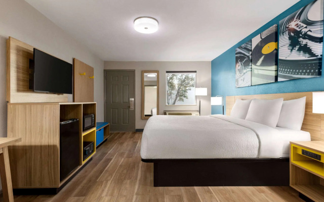 Days Inn by Wyndham Memphis at Graceland