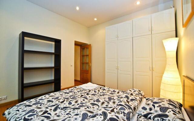 GoodRest на Канале Грибоедова