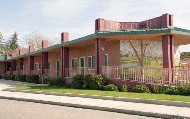 Turlock Inn