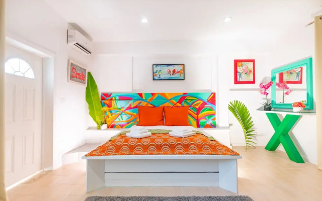 Studio 7 in Caprice Community