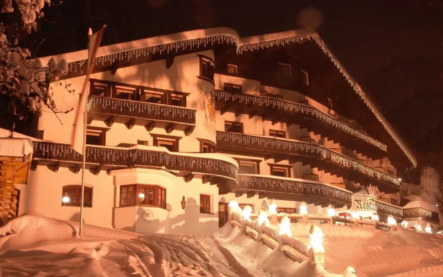 Arpuria l hidden luxury mountain home | Adults friendly