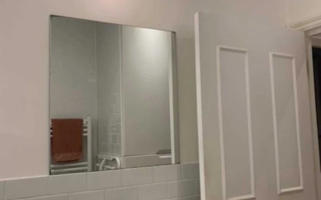 Stylish 1 Bedroom Apartment in North London