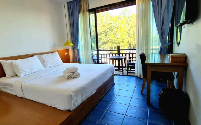Chidlom Resort