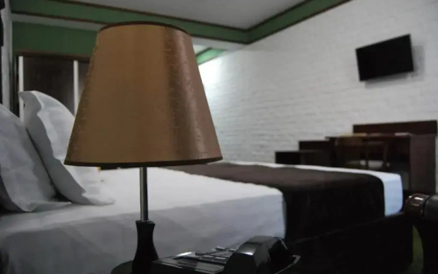 Hotel Kesh Palace