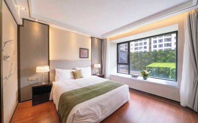 Tyms Gubei Apt 2BR Apt Near Takashimaya – Guest Rooms – Shanghai