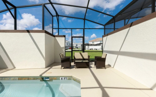 4BR 3BA ChampionsGate  Townhome