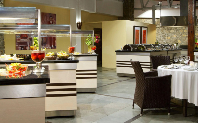 Fisherman’s Cove resort
