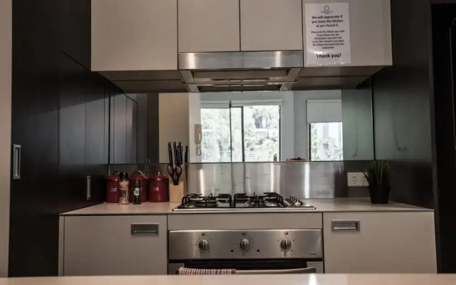 ReadySet Apartments on Altona