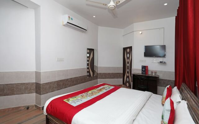 OYO 10610 Anand Guest House
