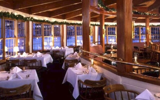River Ranch Lodge & Restaurant