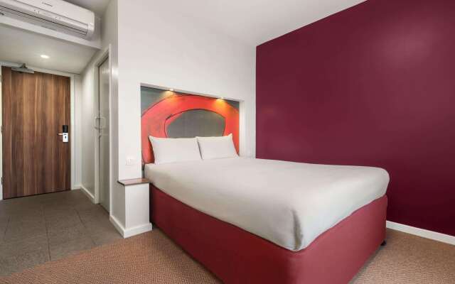 Ramada by Wyndham London Stansted Airport