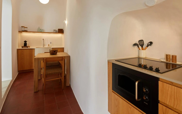 Thiro Villas Santorini