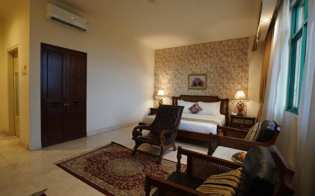 Hotel Indah Palace Solo