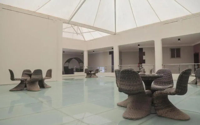 Sand Beach Suites(Families only)