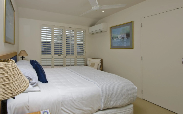 The Pavilions Beachfront Apartments