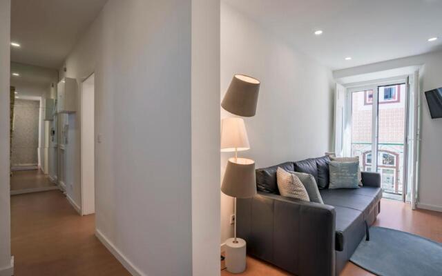 Brand New Downtown Apartment