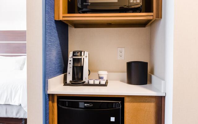 Holiday Inn Express & Suites West Edmonton - Mall Area by IHG