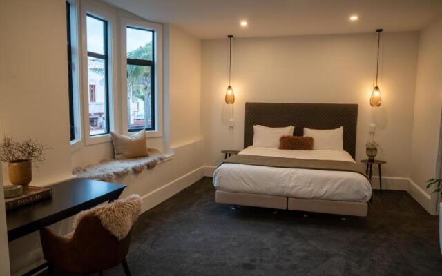 Laneway Apartments
