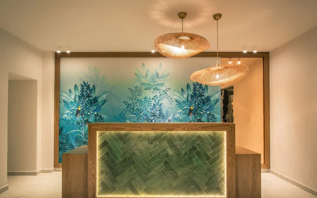 Isola Apartments Junior Suites