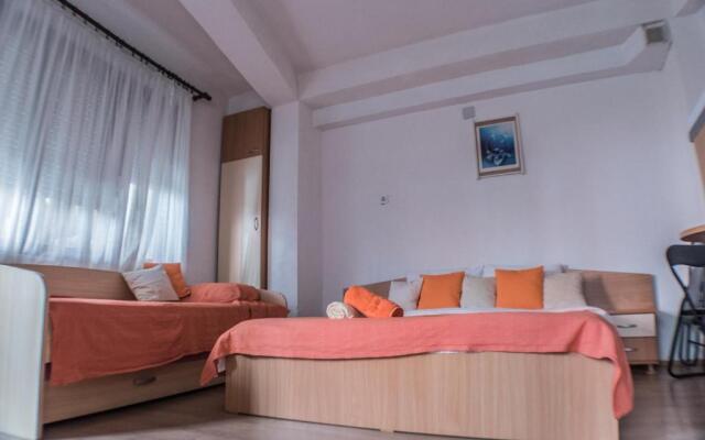 Maja Apartments
