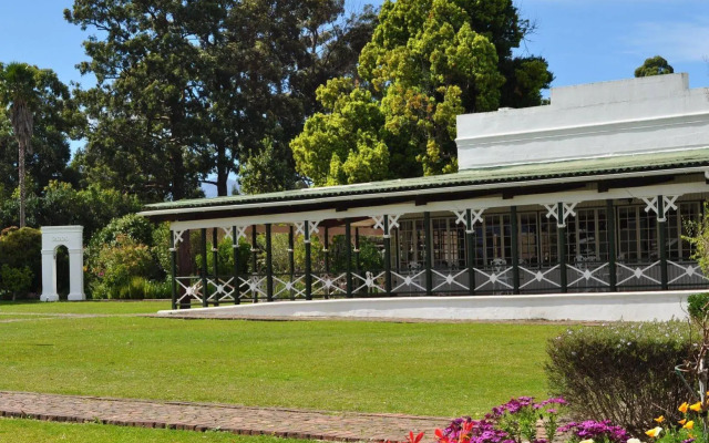 Tsitsikamma Village Inn