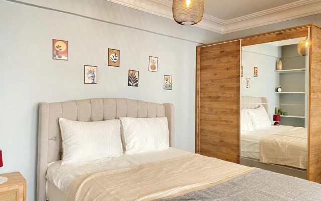 Studio Flat near Taksim Square in Beyoglu