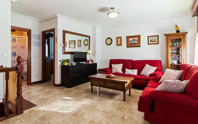 Exquisite Holiday Home in Carasa With Private Garden