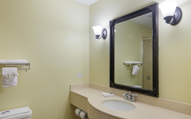 Sleep Inn & Suites