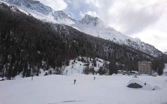 Hôtel Aiguille de La Tza