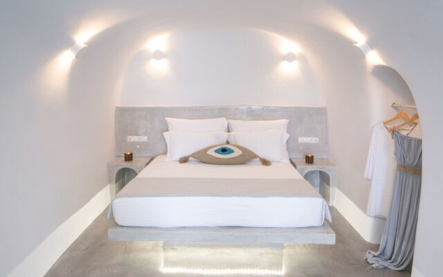 Kaleidoscope Luxury Cave Houses