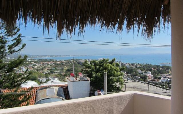 Vista De Bahia 4 Bedrooms 3.5 Bathrooms Villa