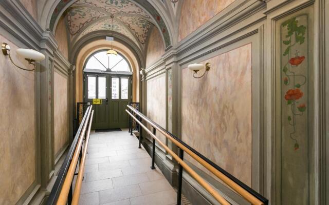 City of The Kings Arianska Garden