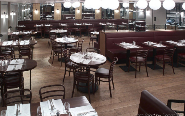 Club Quarters Hotel, St. Paul's