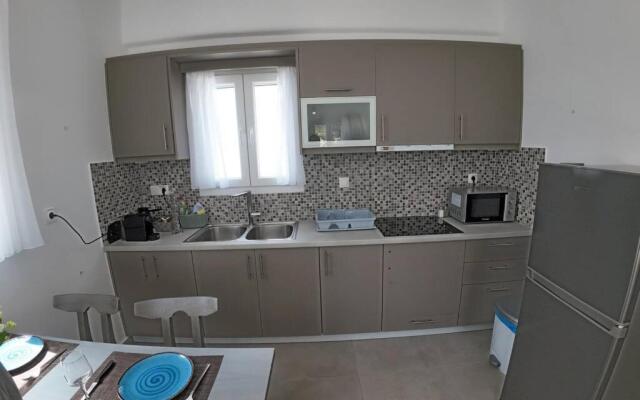 1Path Pelican Mykonos Super Paradise Beach House