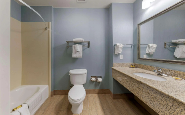 Best Western Plus Wasco Inn & Suites