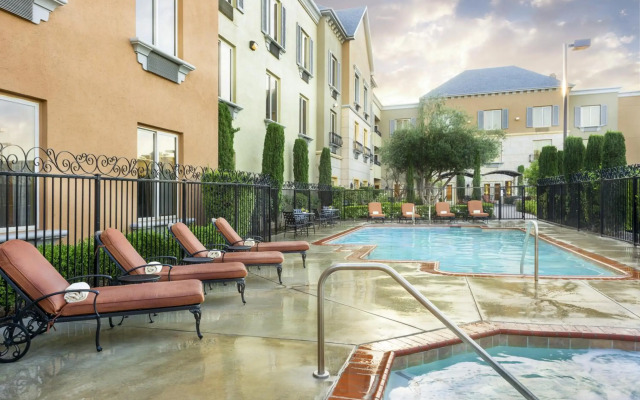 Ayres Hotel Seal Beach - Cypress