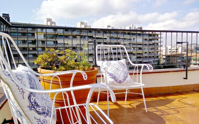 Sunny terrace 3BR luxury Penthouse - Ferran Batik