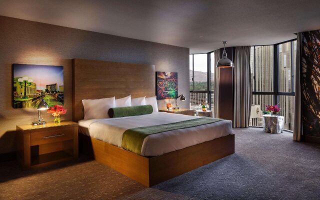 Whitney Peak Hotel Reno, Tapestry Collection by Hilton