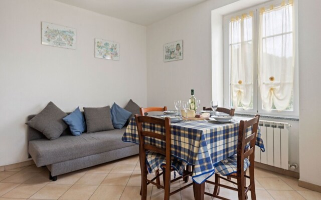 Traditional Holiday Home in Moneglia With Private Terrace