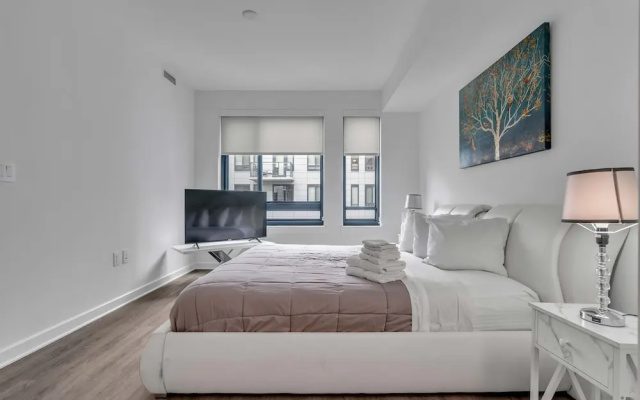 2 Bedroom at Southwest Waterfront