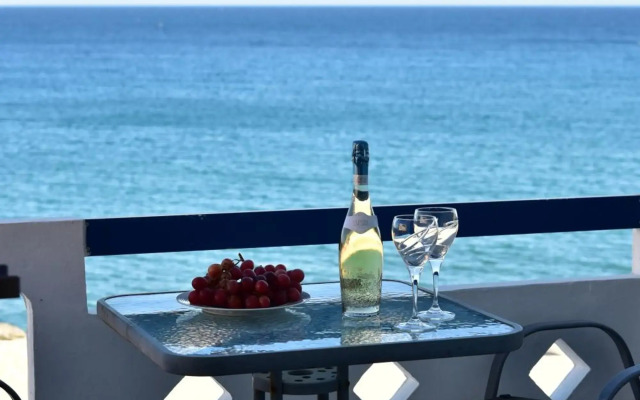 Petrakis Sea View