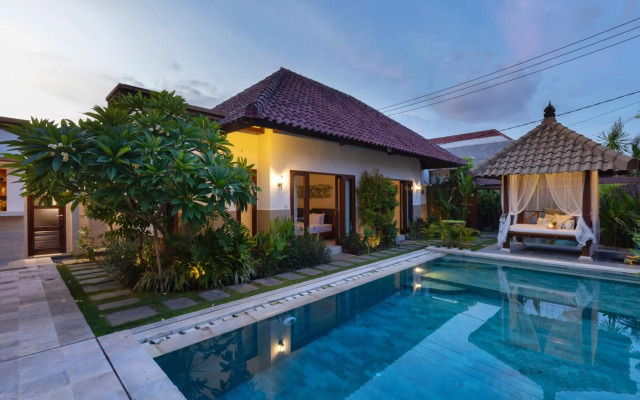 Villa Lapiz Lazuli Seminyak Kuta