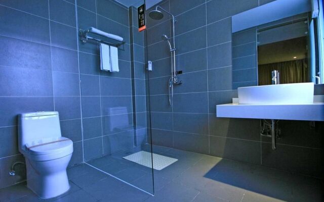 Zijinghua City Hotel