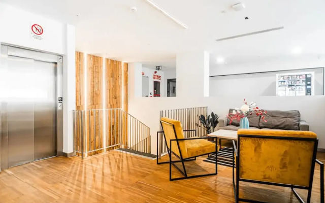 Student Only El Porvenir