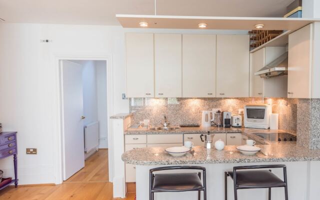Delightful Notting Hill Home near Hyde Park