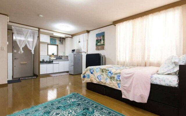 Shinjuku Central Apartment 203