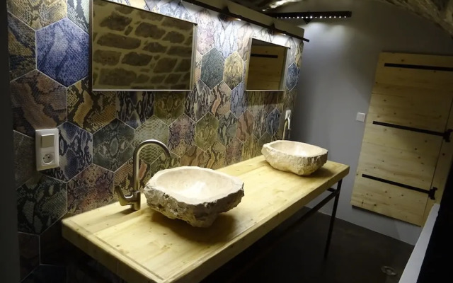 Le Pressoir De La Deveze