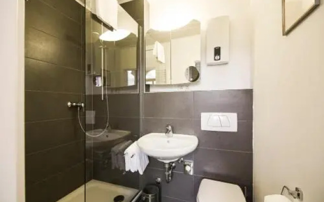 HEINRICHs winery bed & breakfast